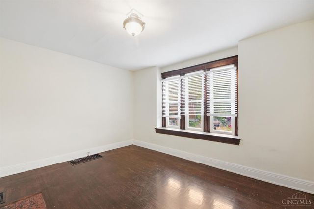 3144 Durrell Avenue, Cincinnati, OH 45207