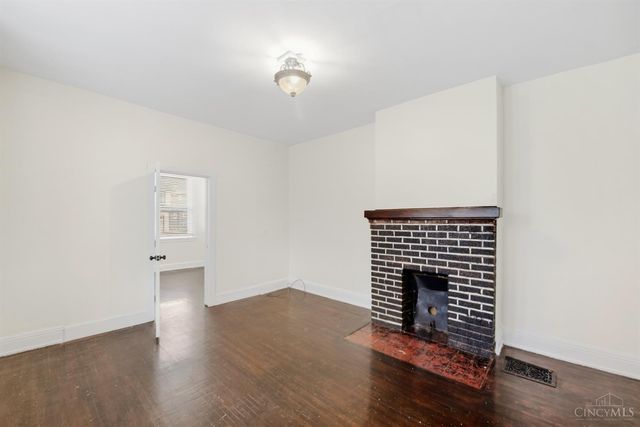 3144 Durrell Avenue, Cincinnati, OH 45207