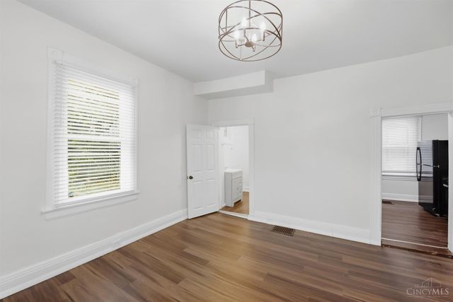 3144 Durrell Avenue, Cincinnati, OH 45207