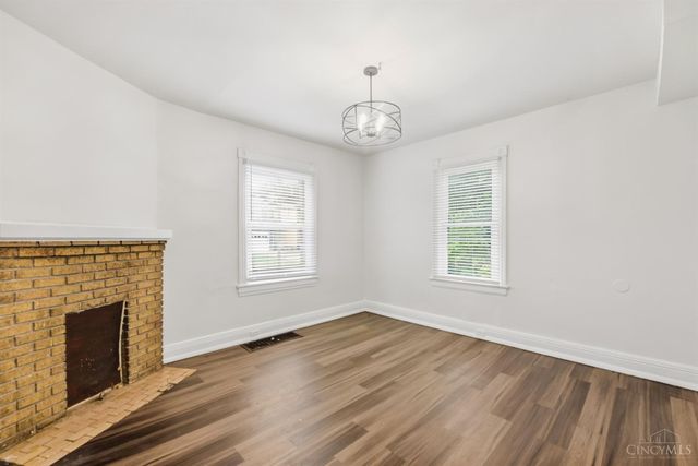3144 Durrell Avenue, Cincinnati, OH 45207