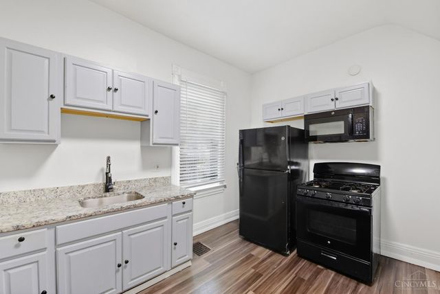 3144 Durrell Avenue, Cincinnati, OH 45207