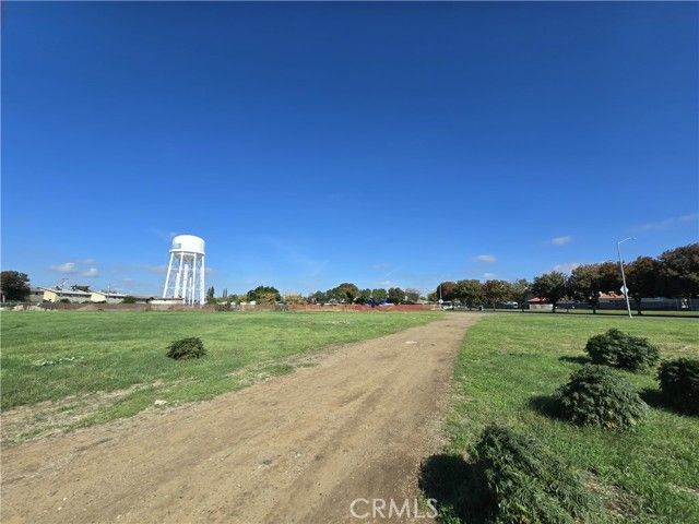 125 N Parsons, Merced, CA 95341