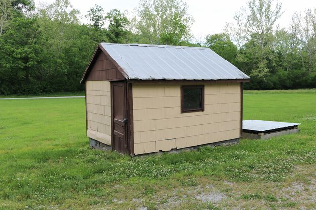 1747 Holts Creek Road, Foster, KY 41043