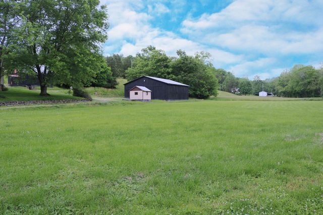 1747 Holts Creek Road, Foster, KY 41043