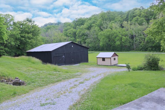 1747 Holts Creek Road, Foster, KY 41043