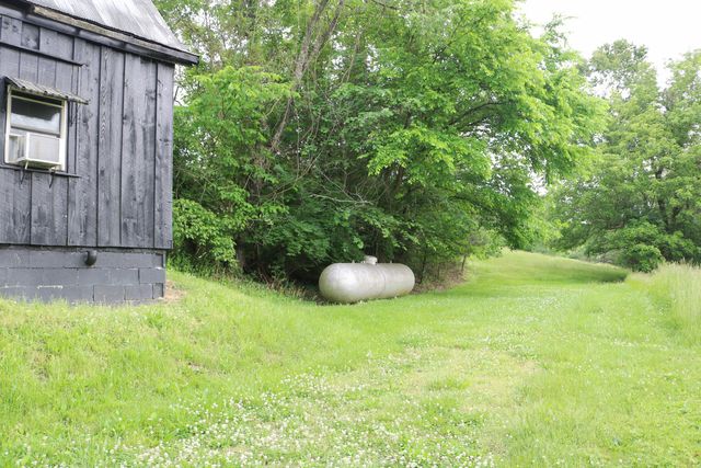 1747 Holts Creek Road, Foster, KY 41043