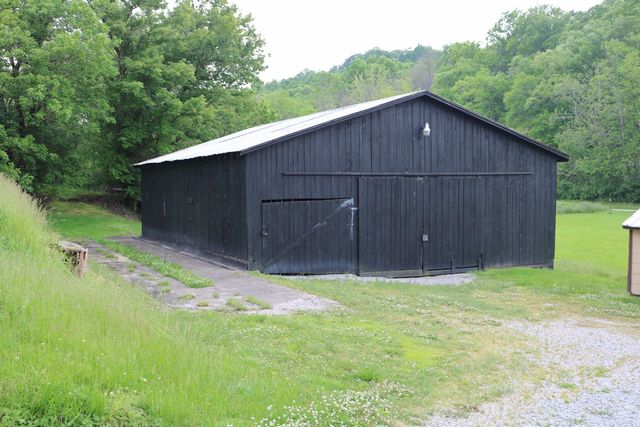 1747 Holts Creek Road, Foster, KY 41043