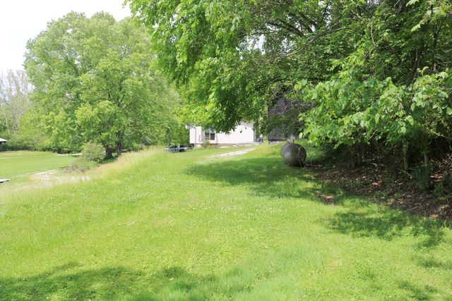 1747 Holts Creek Road, Foster, KY 41043