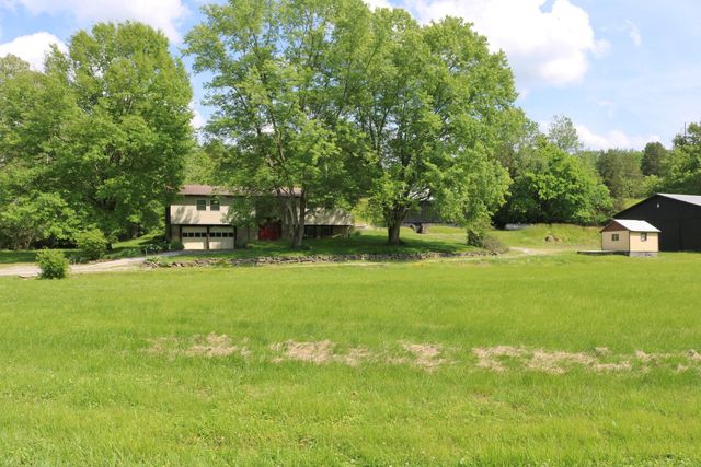 1747 Holts Creek Road, Foster, KY 41043