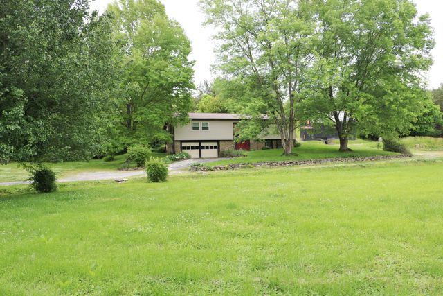 1747 Holts Creek Road, Foster, KY 41043
