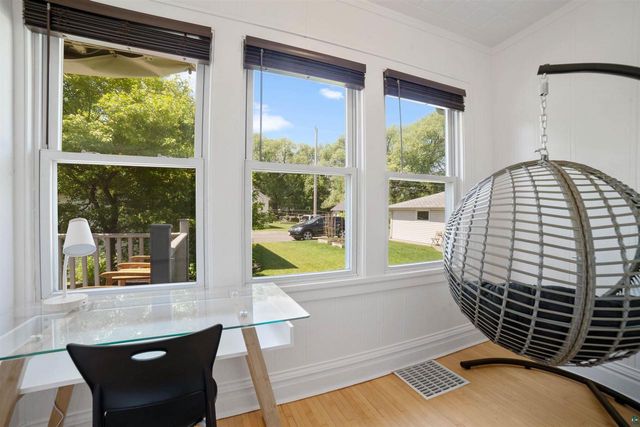 710 5th St, Superior, WI 54880