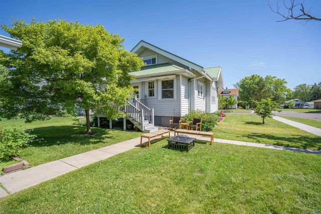 710 5th St, Superior, WI 54880