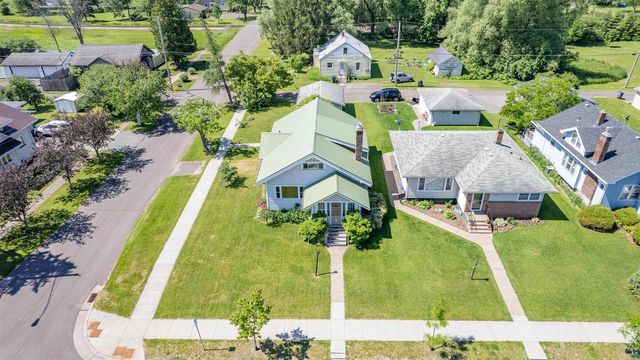710 5th St, Superior, WI 54880
