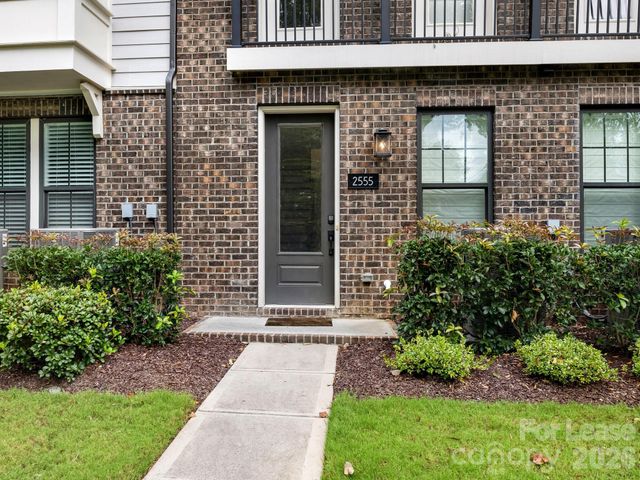2555 Deacon Avenue, Charlotte, NC 28204