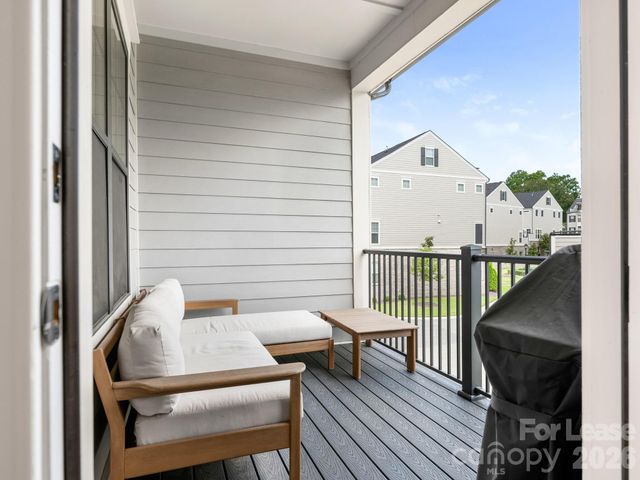 2555 Deacon Avenue, Charlotte, NC 28204