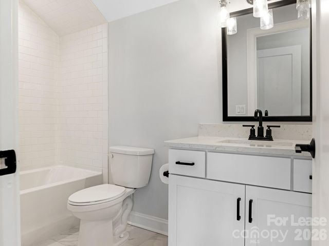 2555 Deacon Avenue, Charlotte, NC 28204