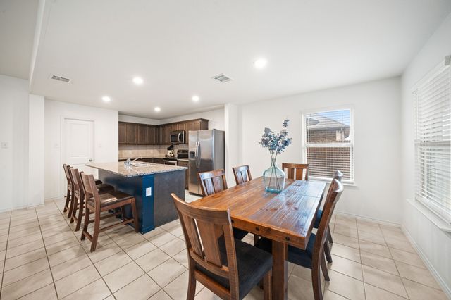 1536 Owen Way, Waxahachie, TX 75165