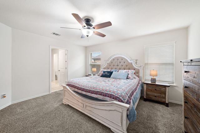 1536 Owen Way, Waxahachie, TX 75165