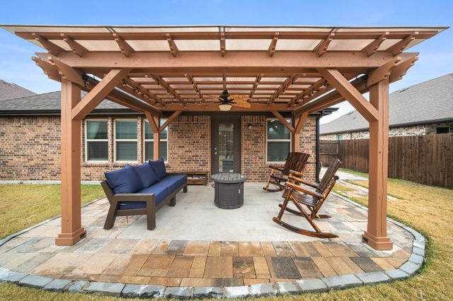 1536 Owen Way, Waxahachie, TX 75165