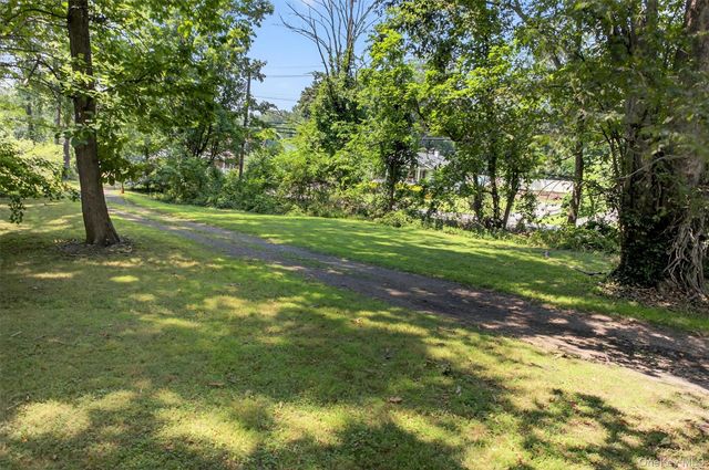 36 Seven Lakes Drive, Sloatsburg, NY 10974