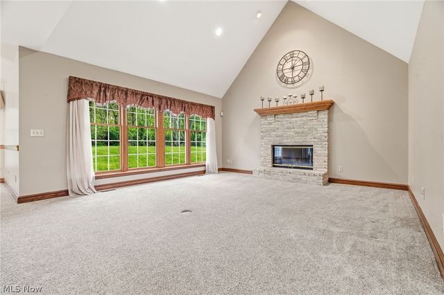 1012 Cloverdale Circle NE, Massillon, OH 44646