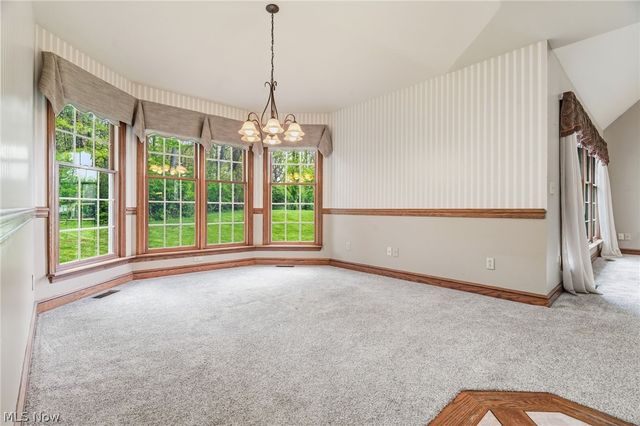 1012 Cloverdale Circle NE, Massillon, OH 44646