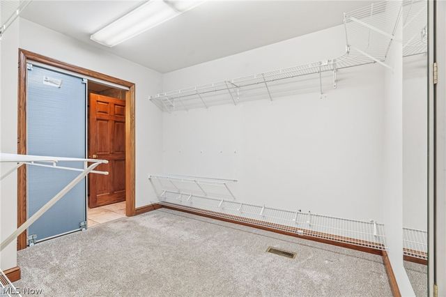 1012 Cloverdale Circle NE, Massillon, OH 44646