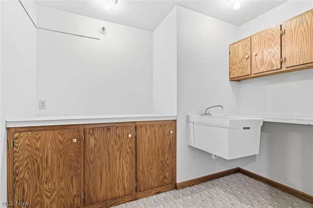 1012 Cloverdale Circle NE, Massillon, OH 44646