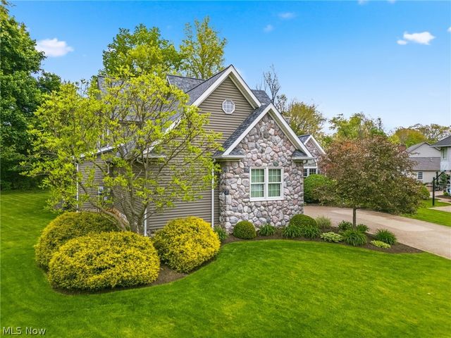 1012 Cloverdale Circle NE, Massillon, OH 44646