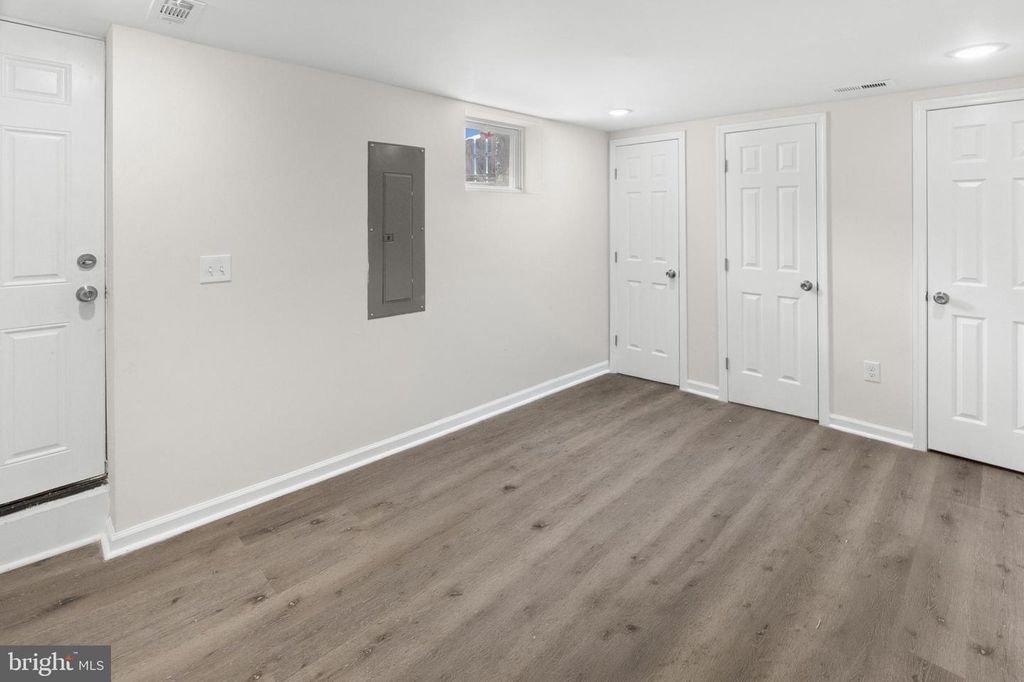 Image 22 of property listing at 5134 PEMBRIDGE AVE, Baltimore, MD 21215