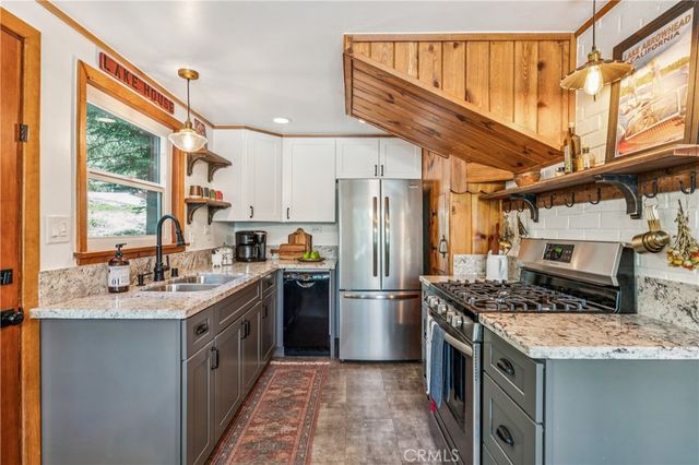 177 Joaquin Miller, Lake Arrowhead, CA 92352