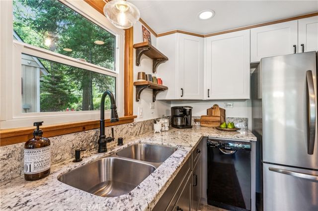 177 Joaquin Miller, Lake Arrowhead, CA 92352