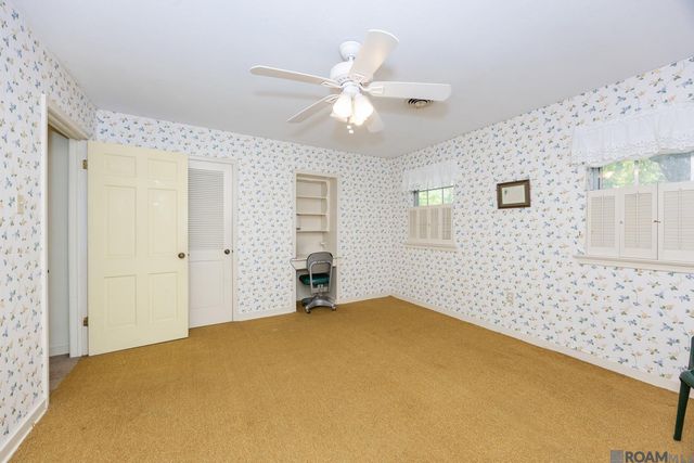 1441 S Woodhaven Dr, Baton Rouge, LA 70815