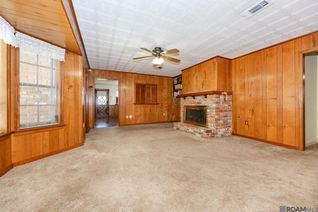 1441 S Woodhaven Dr, Baton Rouge, LA 70815