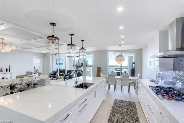 13915 Old Coast RD 502, Naples, FL 34110