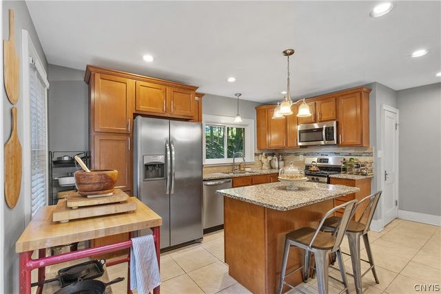 108 Huntington Road, Syracuse, NY 13219