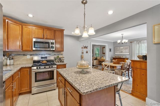 108 Huntington Road, Syracuse, NY 13219