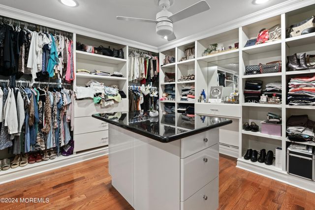 6 Joyce Place, Hazlet, NJ 07730