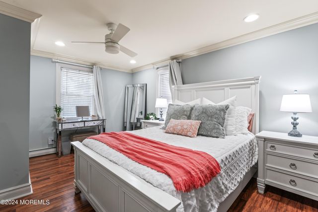 6 Joyce Place, Hazlet, NJ 07730
