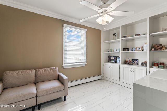 6 Joyce Place, Hazlet, NJ 07730