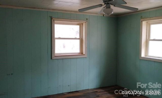 337 Red Bank Road, Waynesville, NC 28786