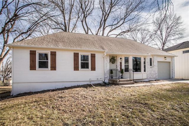 9705 Benson Street, Overland Park, KS 66212