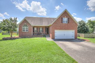 3307 Milton Ct, Thompsons Station, TN 37179