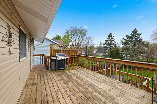 1358 Cottonwood Lane, Crystal Lake, IL 60014