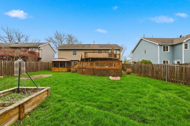 1358 Cottonwood Lane, Crystal Lake, IL 60014