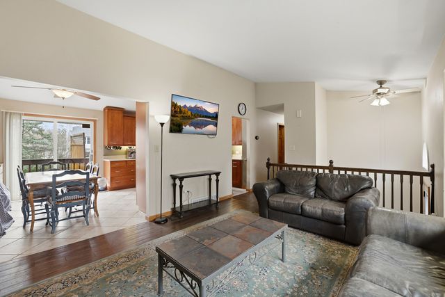 1358 Cottonwood Lane, Crystal Lake, IL 60014