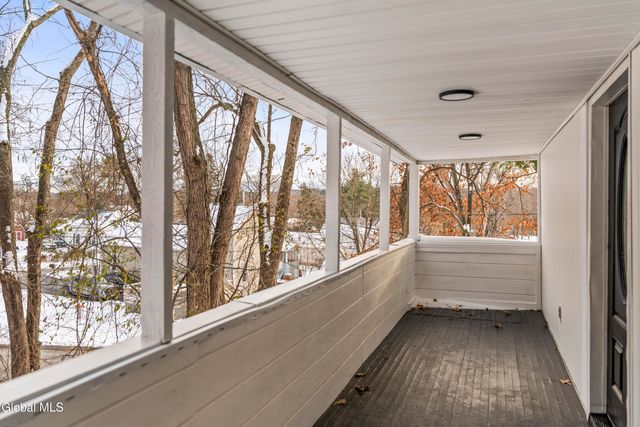 5 Homestead Avenue, North Greenbush, NY 12198