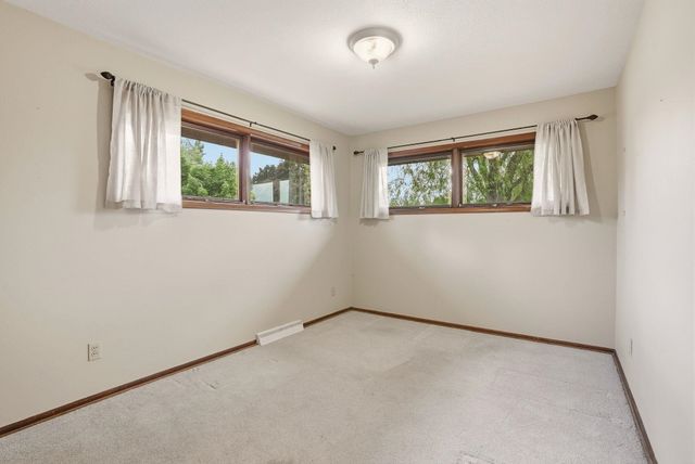2222 N Dora Rd, Spokane, WA 99212