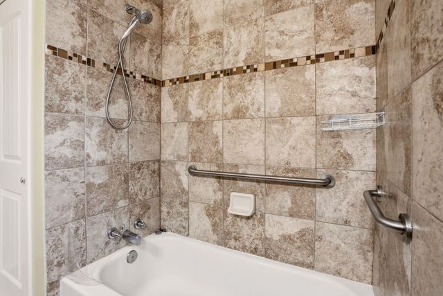 2222 N Dora Rd, Spokane, WA 99212