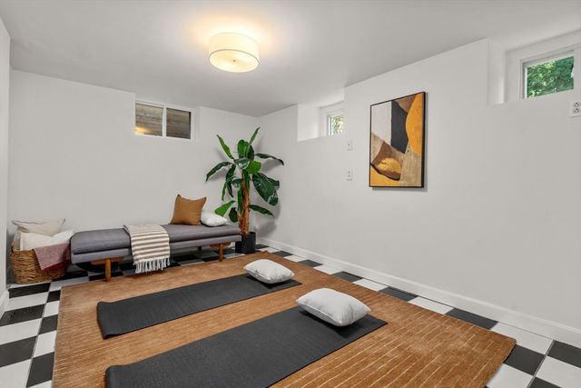 30 Union St 1, Cambridge, MA 02141